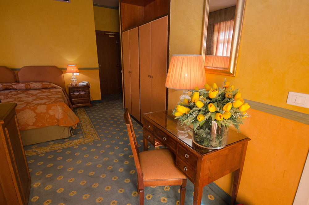 מונטה קטיני טרמה Grand Hotel Tamerici & Principe מראה חיצוני תמונה